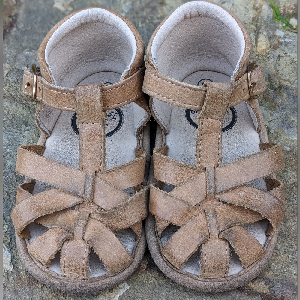 Little Love Bug Closed Toe Sandal- Size 6
